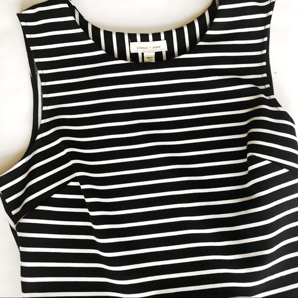 SILENCE + NOISE Sleeveless Striped Summer … - Picture 6 of 12